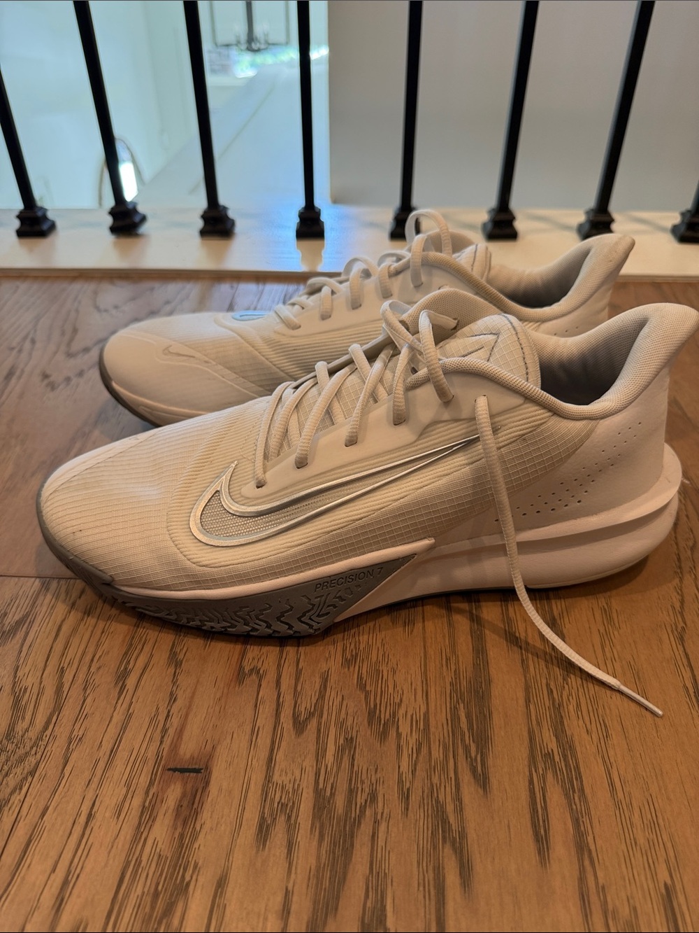 Nike Men’s White and Light Gray Training Sneakers